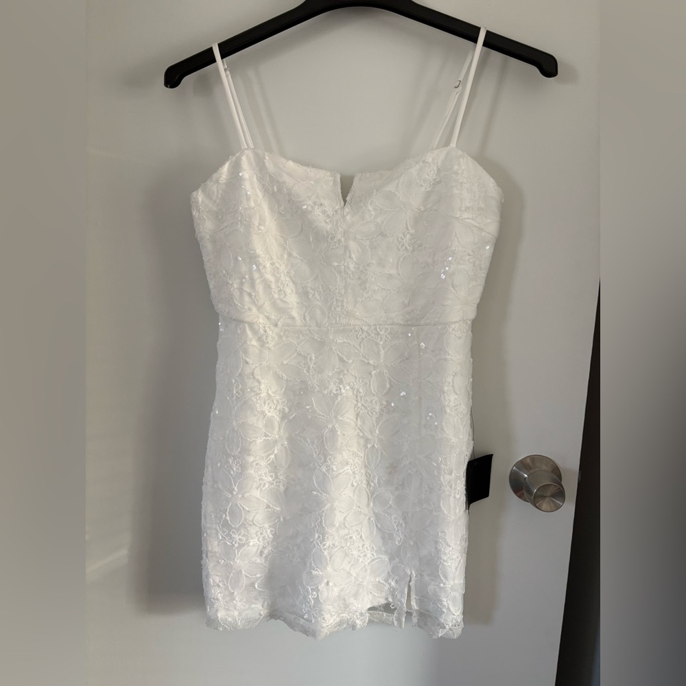 Lulu's White Floral Lace Dress